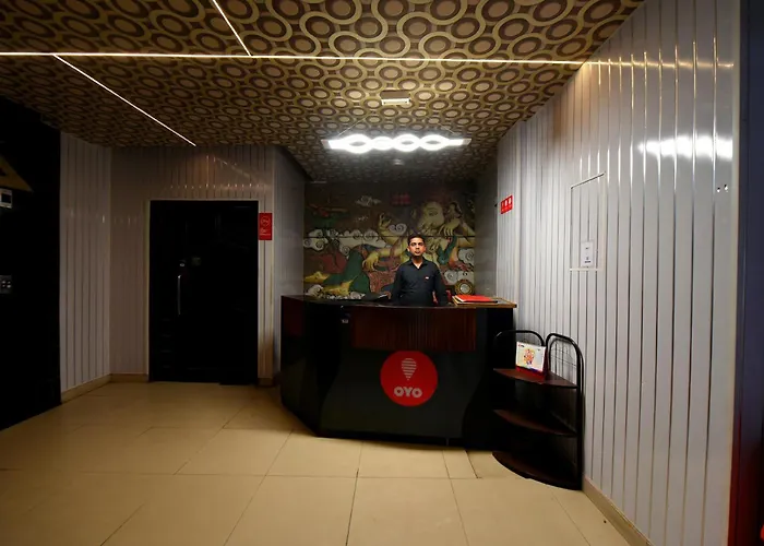 Collection O Blue Bird Hotel Jaipur